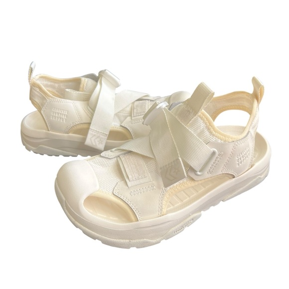Converse Camping Supply White Adjustable Hiking Walking Sandals Size 7 Excellent